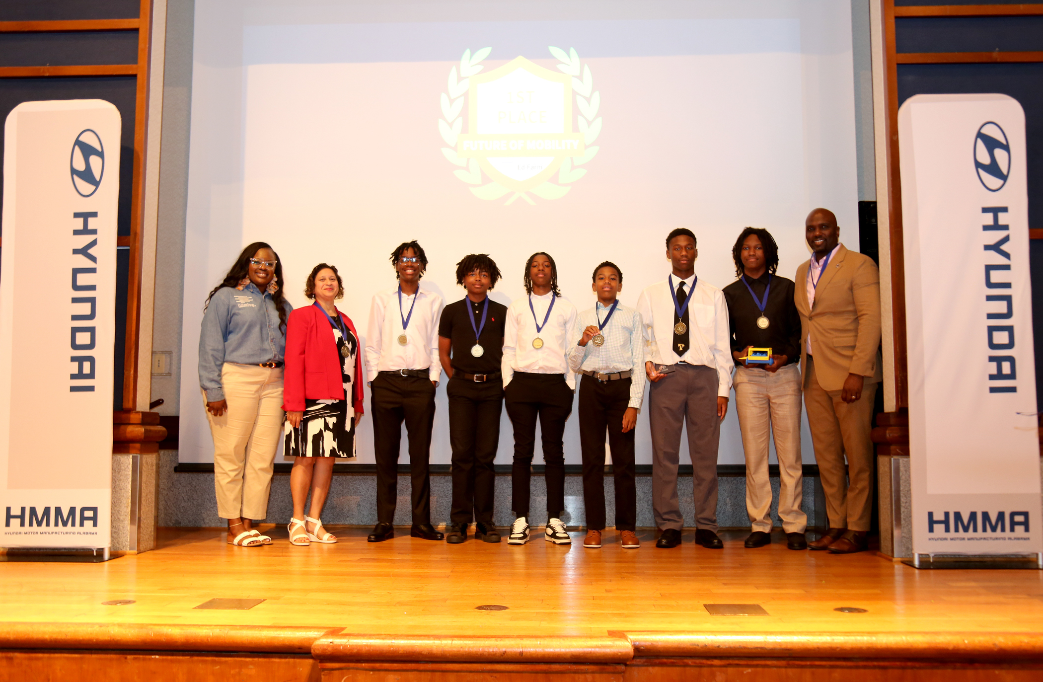 HYUNDAI MOTOR MANUFACTURING ALABAMA CELEBRATES STUDENT INNOVATION AT AWARDS NIGHT